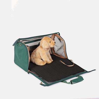 China Saco de transporte de animais de estimação de viagem de nylon portátil de luxo Saco de transporte de cães de estimação de luxo Ventilação exterior à venda