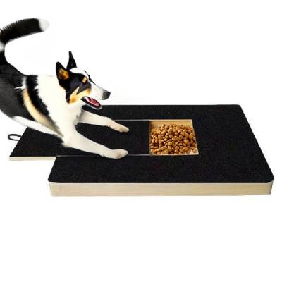 China Pet Treat Trimmer Wooden Dog Nail Scratch Board for Indoor and Outdoor Space for sale