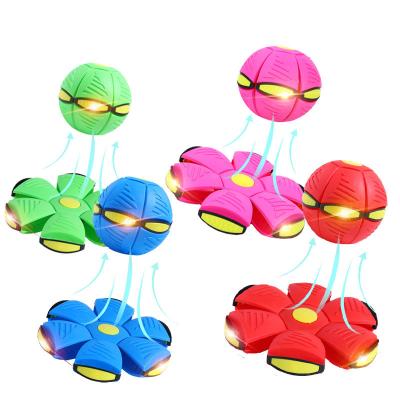 China LED Flying Dog Ball Interactive Pet Toys Rubber Plastic Interactive Puppy Toys for sale