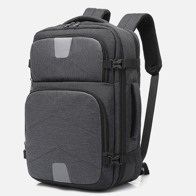 China Waterproof Competitive Price USB Three-Use Style Rucksack Business Laptop Backpack New for sale