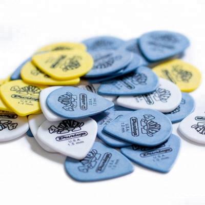 China GUITAR WELCOME OEM Derlin Guitar Pick For Different Thickness 0.5mm 0.6mm 0.73mm 0.88mm 1.0mm 1.14mm Turtle Pick for sale