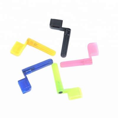 China OEM Fashionable Plastic Colorful Guitar Accessories Tool Guitar Winder String ABS Accessory Factory for sale