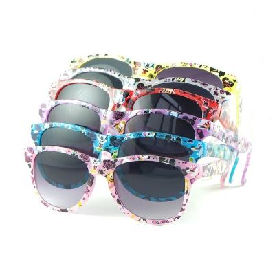 China Cute children's size color match sun glasses UV400 fashion sunglasses kids sunglasses cartoon printing can print logo for sale