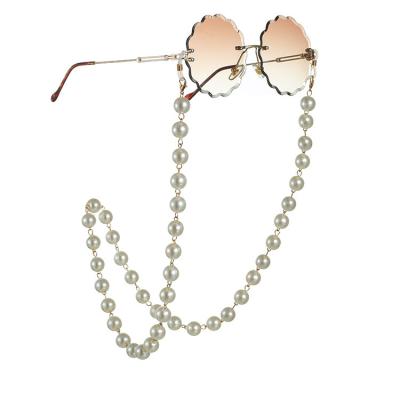 China 2020 Fashion New Design Fashion Glasses Frame Chain Artificial Pearls 70cm Grace Big Pearls Sun Glasses for sale