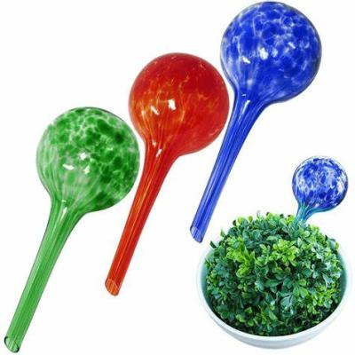 China Easy Installation Automatic Self Watering Plant Stake Plant Indoor Outdoor Watering Globes for sale