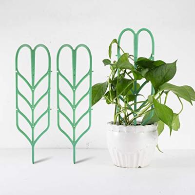 China Plant Growth Decoration Plant Grow Pot Support Plastic Garden Trellis For Plants Plant Growing Trellis for sale