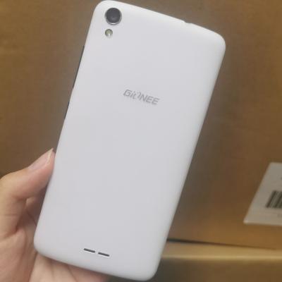 China Gionee Cheapest price Gionee 5.0 inch 1GB/8GB dual sim dual sim card wholesaler netwoek android 3g overcrowd cell phones for sale