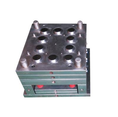 China Cold Runner / Hot Runner 60mm Petri Dish Plastic Mold Medical Molding Product Injection Mold Manufacturers for sale