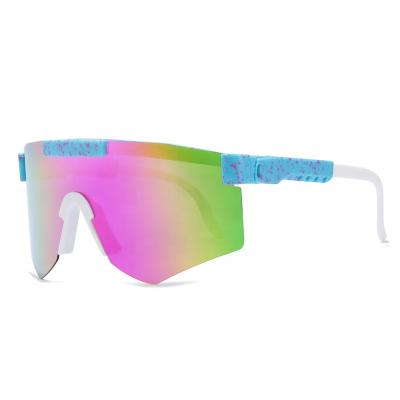 China Fashion Sunglasses 2021 Fashion Sports Windproof Polarized Recycling Driving Sunglasses For Men for sale