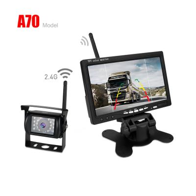 China Waterproof Radio 2.4G 7 Inch Monitor Parking System Rear View Camera For Bus Truck Reversing Assistance for sale