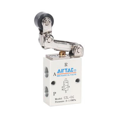 China AIRTAC S3L-M5/06/08 One Way Roller Universal Valve Lever Type Mechanical Solenoid Valve for sale