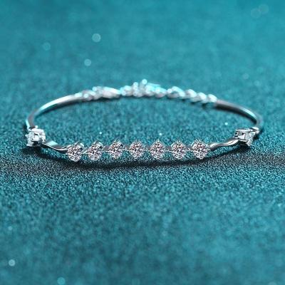 China 925 Sterling Silver TRENDY Mosanite Jewelry Moissanite Bracelet 1.35ct for Girl Summer Gift for sale