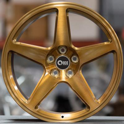 China Modern Desgin Custom Gold Color 19*9.0 Forged Alloy Wheels 14 15 Inch White Car Wheel Rims for sale