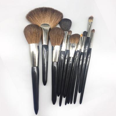 China Fan Brush Makeup Set Brush Customize Private Label Fan Powder Blush Eyebrow Eyeshadow Foundation Brush Blending Kit for sale