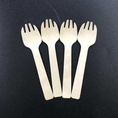 China Hamburger Free Sample Disposable Eco-Friendly Recyclable Natural Wood Cutlery Wooden Cutlery Set Disposable Wooden Cutlery Set for sale