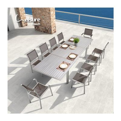 China Hotel Outdoor Furniture 8 Seater Extendable Garden Dining Table And Chair Set for sale