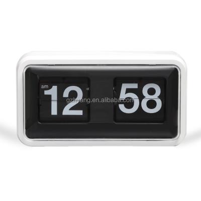 China Vintage Desktop Advertising Time Display/GIFT Case Plastic Box White Flip Clock for sale