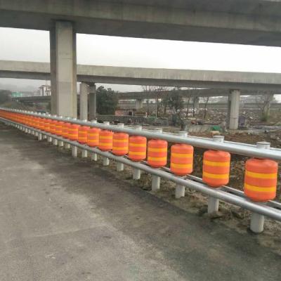 China Road Traffic Safety PU /EVA With Lightweight Reflecting Anti-collision Rolling Guardrail for sale