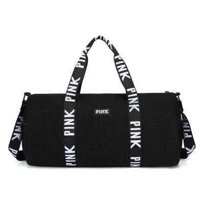 China New fashion sports yoga gym duffel duffel bag fashion pink waterproof nylon for sale