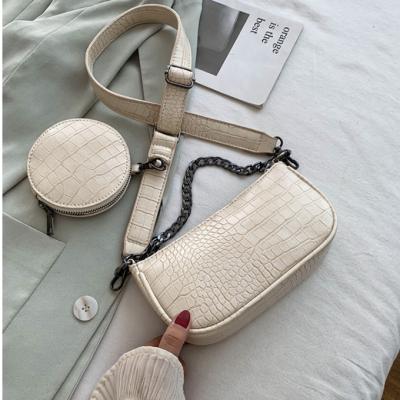 China 2021 fashion round mini purse chain handbags for ladies cross body bags for women for sale