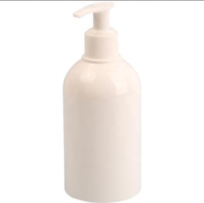 China PE Cosmetic Lotion Squeezed Plastic Shampoo Bottle Pump Bottle Empty Cosmetic Lotion Bottle for sale