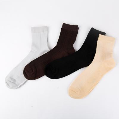 China New pattern antibacterial men's black sporty bamboo socks and high quality fiber bamboo socks for men for sale