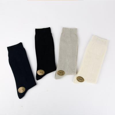 China New Product Antibacterial Fashion Men's Sports Anti-skid Breathable Socks and Novelty Color Men's Socks for sale