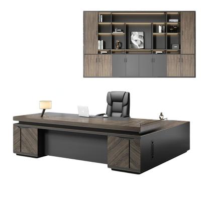 China Luxury Commercial Office Furniture Executive Desk Boss Table for Office Efficiency for sale