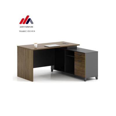 China Extendable Wooden Executive Desk Customized Office Furniture for President and Staff for sale