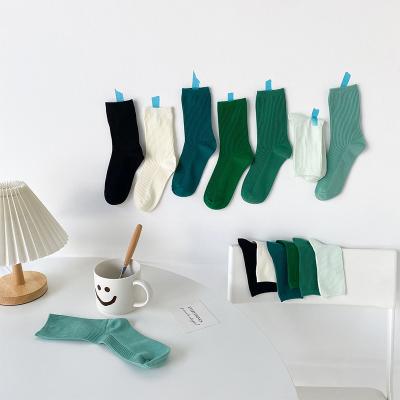 China Wholesale Premium QUICK DRY Series Casual Green Crew Slouch Socks Custom Logo Solid Color Women Slouch Socks for sale