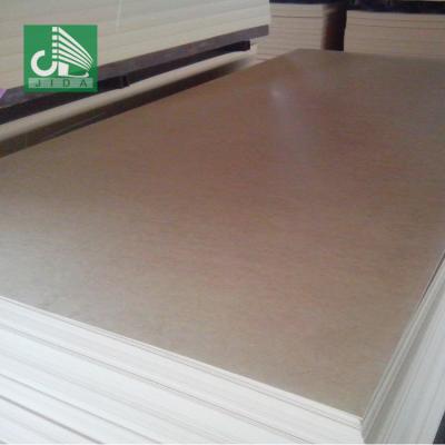 China 2mm MDF Fiberboard MDF Manufacturer Raw Moisture Proof Laminated MDF Made In China for sale