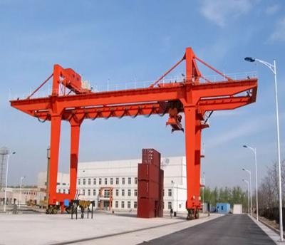 China Heavy Duty Seaport 35 Ton Track - Type Container Gantry Crane For Shipbuilding for sale