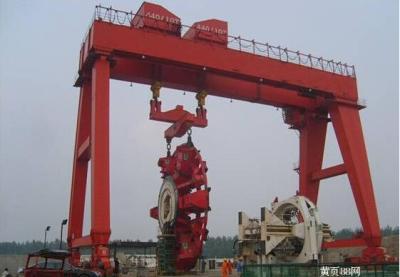 China 400t Shipbuilding Gantry Crane / Mobile Travelling Gantry Crane With Shield for sale