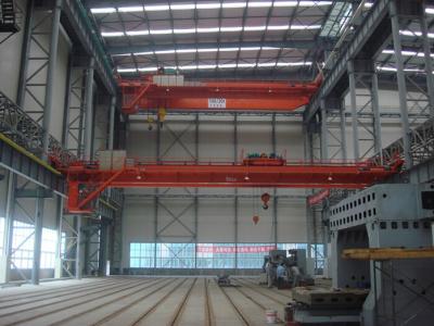 China Cabin / Remote Control 100 Ton QD Type Double Girder Overhead Crane for sale