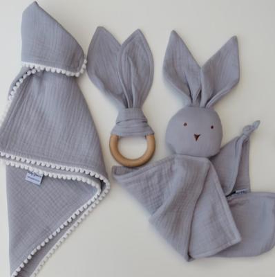 China Personalized Comforter, Blanket and Comfort Teether, Muslin, Bunny for Baby and Newborn Gift Set 20*14cm for sale