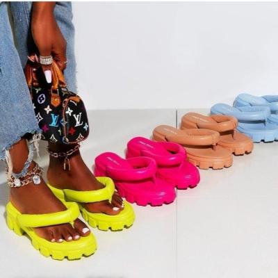 China Fashion trend candy color ladies slippers and sandal plus size beach slippers platform shoes women sandals leisure flip flops slippers for sale