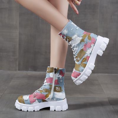 China Fashion Trend Factory Wholesale Designer Short Boots Hot Sale Suka Chunky Boots Women Casual Fall Camouflage Boots For Ladies for sale