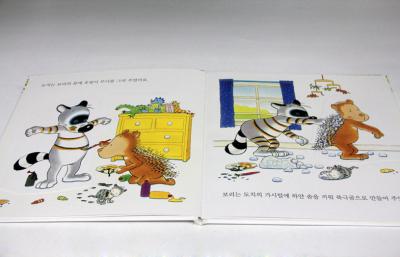 China Personalised Children Reading Hardcover Photo Book Printing With Foam / CD for sale