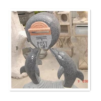 China Natural Granite Stone Crafts Granite Dolphin Statue Animal Decoration for sale