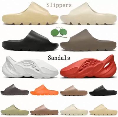 China Women Western Slippers Yeezy kanye Yezzy Cushioning Slide Sandal Ocher Vermeil Men's Yeezy Slide Yeezy Foam Unisex Runner With Box for sale