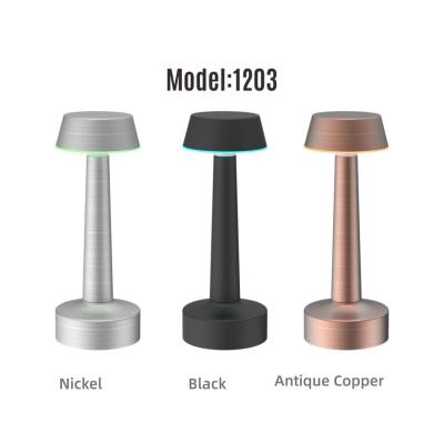 China Wifi Smart Table Lamp, Modern Design App Control Waterproof Night Light for Living Rooms, Bedrooms and Camping for sale