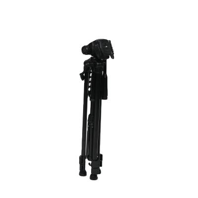 China Portable Light Weight 150cm Photography Light Stand Tripod Portable Photo Studio Tripod For Camera Phone for sale