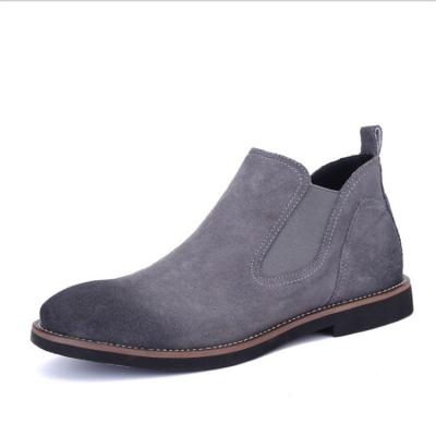 China Factory Wholesale Fashion New Design Rubber Chelsea Solid Non-slip Men's Boots Ankles Accept Customization for sale