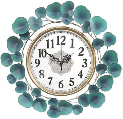 China Quality Antique Quartz Style 22.8inch Metal Leaf Battery Operated Wall Clock for sale