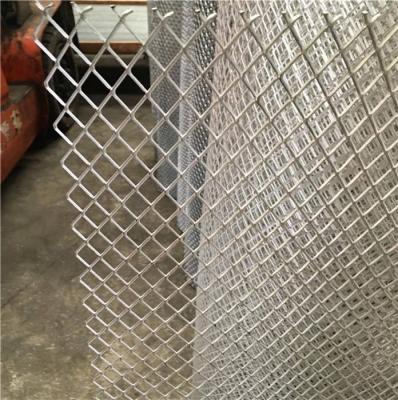 China Corrosion Resistance Durable Galvanized Sheet Diamond Expanded Wire Mesh for sale