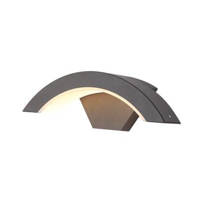 China Modern Outdoor Warm White Wall Lamp 18W 3000K IP65 Waterproof Wall Fan Shaped Light with Induction System for Villas Garden Project for sale