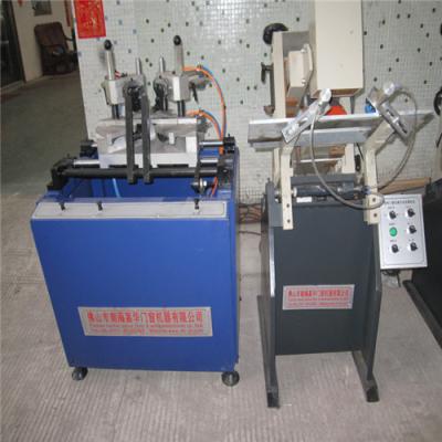 China Water-slot milling for pvc upvc window (double allocations) making machine/PVC MACHINE SCx 02-2x60 for sale