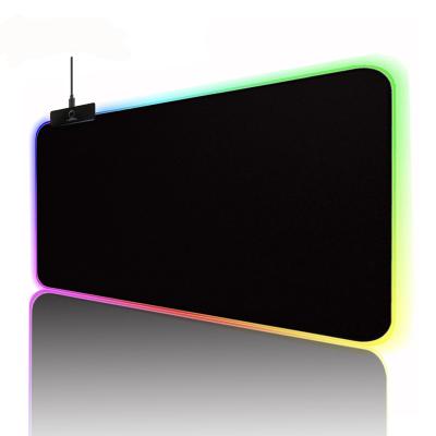 China Gaming Computer RGB Led To Carpet Outdoor Gamer Mats For Deskpad Protector Large Backlit Desk Gaming Mousepad Gaming Mousepad for sale