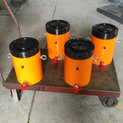 China Single /double cylinder of machines small/jacks/JACKING 320/400/500T with handle pump for sale