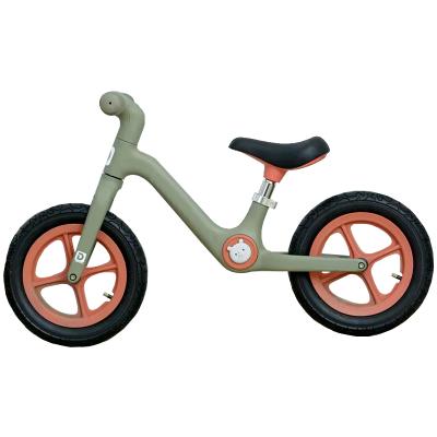 China Ride On Toy High Quality OEM Nylon Material Frame 12 Inch Balance Bike 12 Wheel Without Pedals Sport Balance Bike For Kids for sale